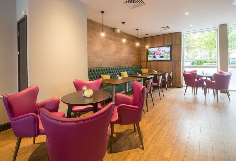 호텔 Hilton Garden Inn Bristol City Centre