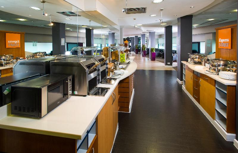 ホテル Holiday Inn Express   Glasgow   City Ctr Riverside, An Ihg