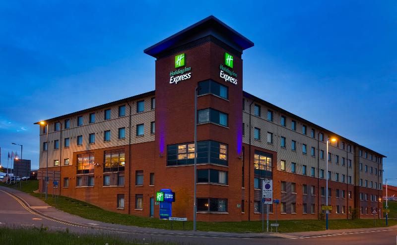 酒店 Holiday Inn Express London Luton Airport, An Ihg