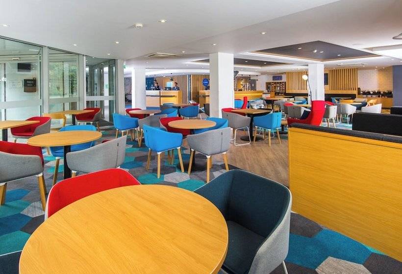 Отель Holiday Inn Express London Hammersmith, An Ihg