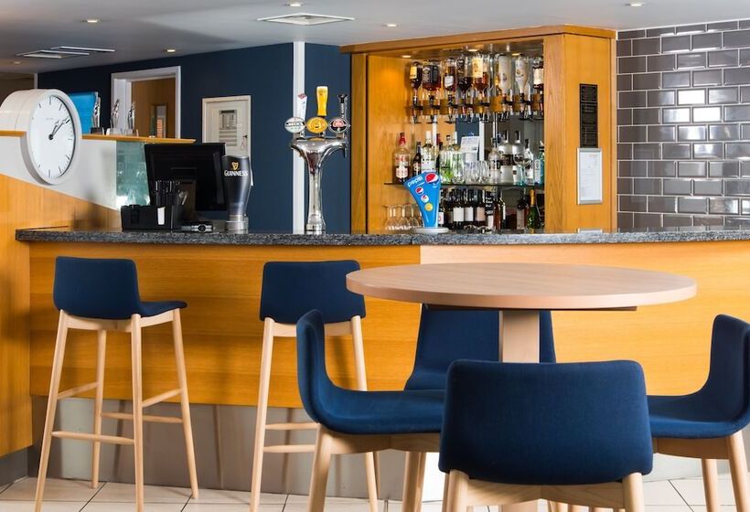 فندق Holiday Inn Express Southampton West, An Ihg