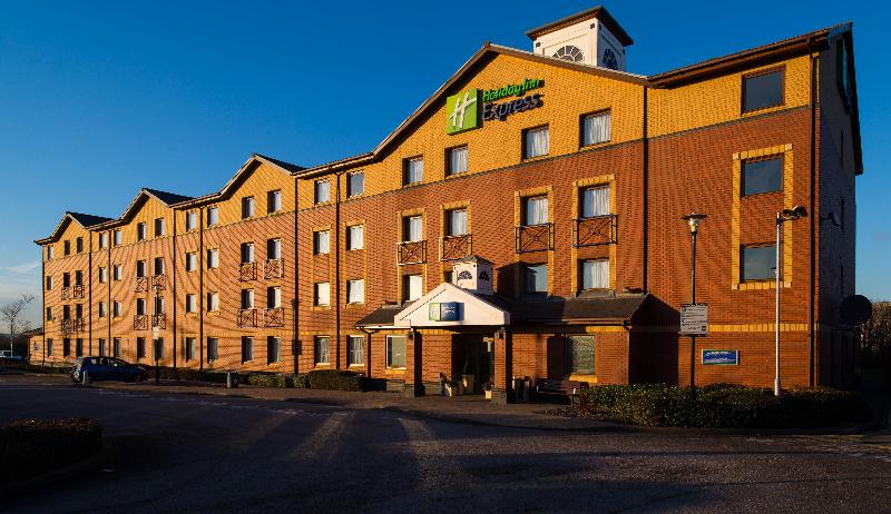 בית מלון כפרי Holiday Inn Express Stoke On Trent, An Ihg