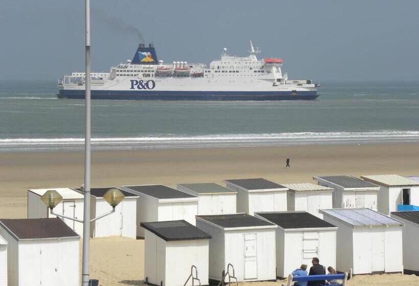 هتل Hôtel De La Plage