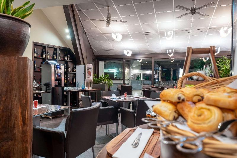 酒店 Hôtel Le Cervolan