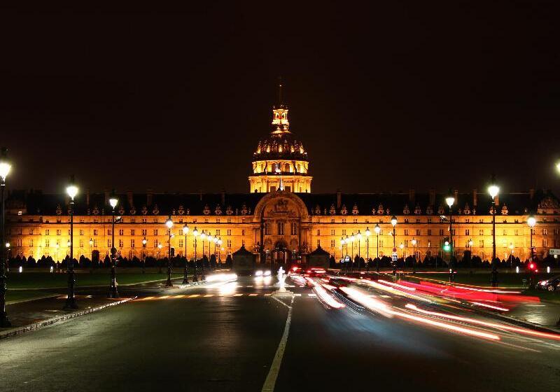 בית מלון כפרי Ibis Clichy Centre Mairie