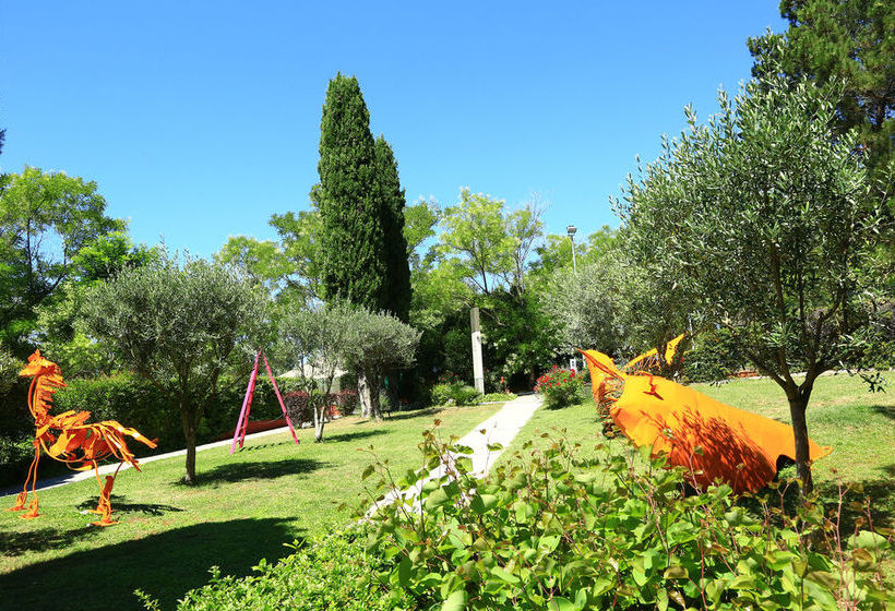 בית מלון כפרי Ibis Styles Aix En Provence Mas Des Oliviers