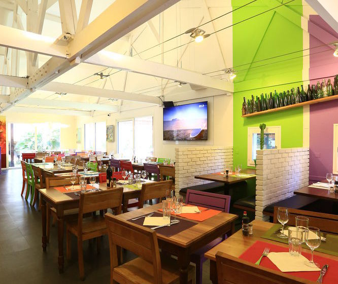 בית מלון כפרי Ibis Styles Aix En Provence Mas Des Oliviers