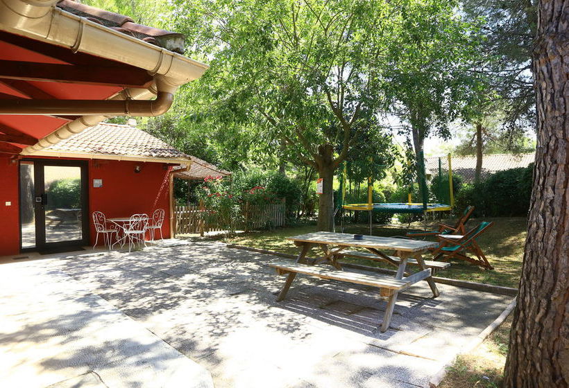 בית מלון כפרי Ibis Styles Aix En Provence Mas Des Oliviers