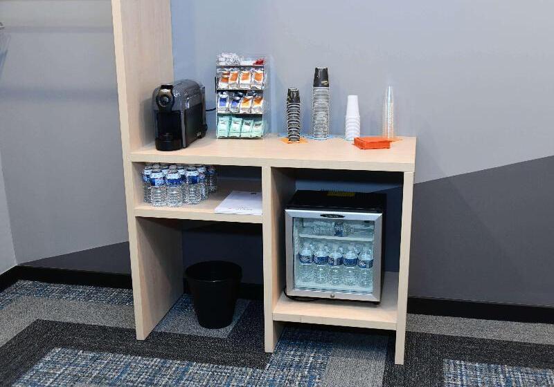 هتل Ibis Styles Avignon Sud