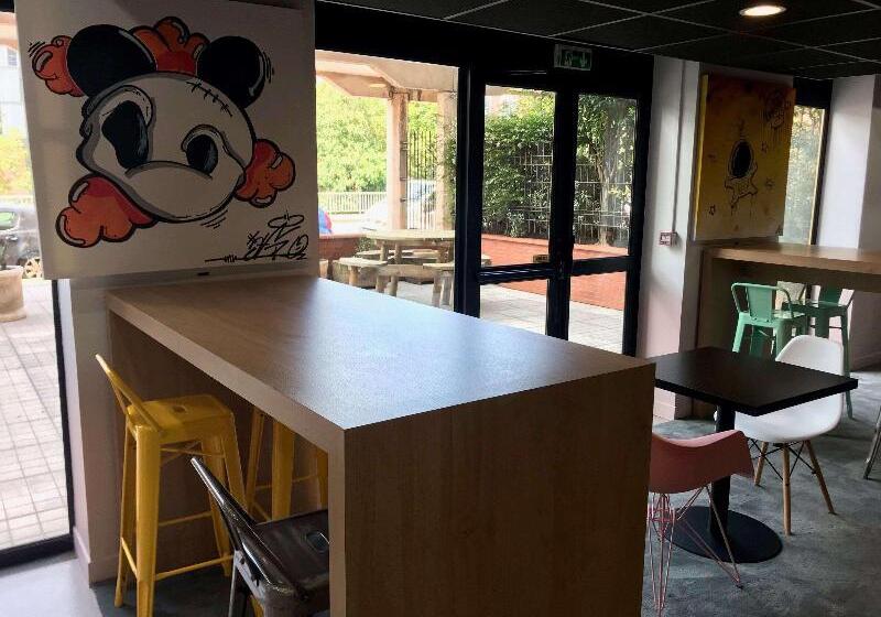 ホテル Ibis Styles Toulouse Centre Canal Du Midi