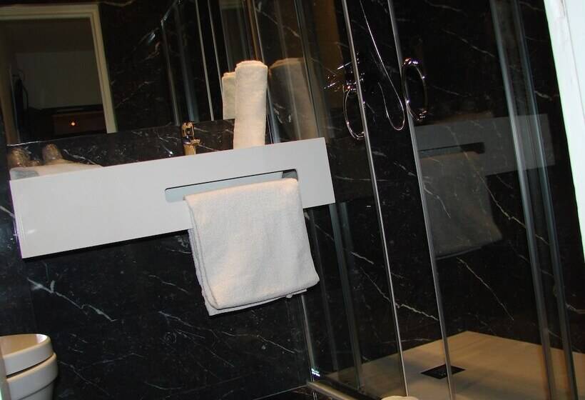 ホテル Icône Hôtel  Annecy