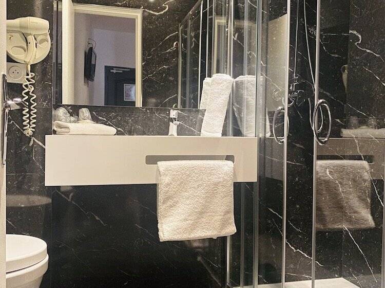 ホテル Icône Hôtel  Annecy