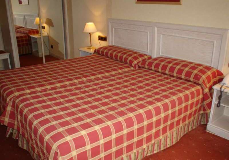 هتل Ilunion Bel Art