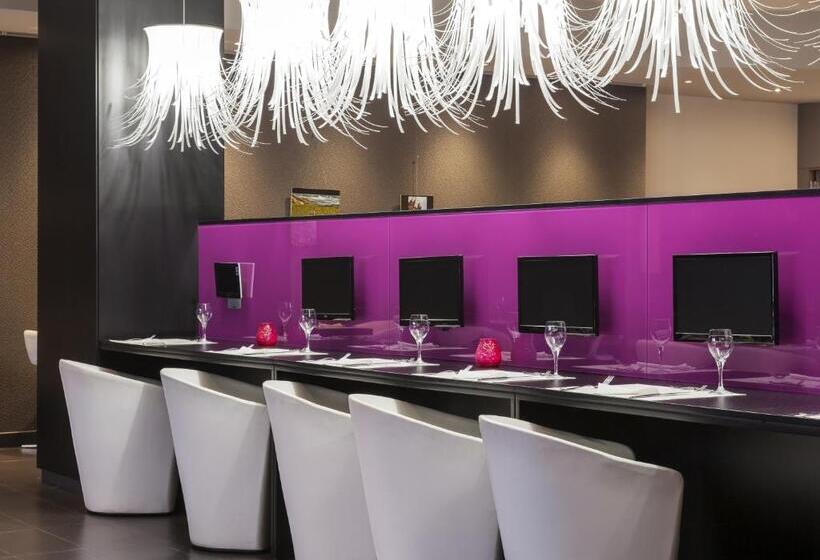 هتل Ilunion Bel Art