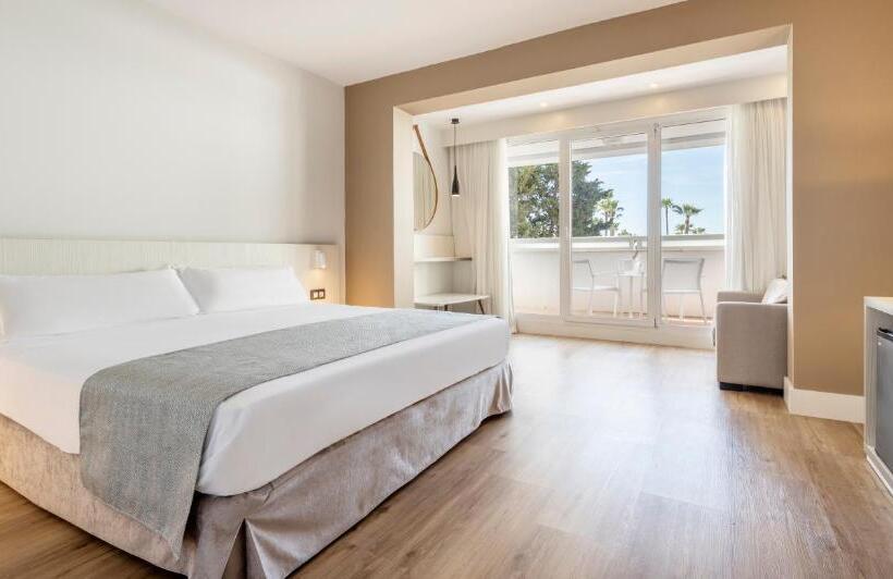 Отель Ilunion Islantilla