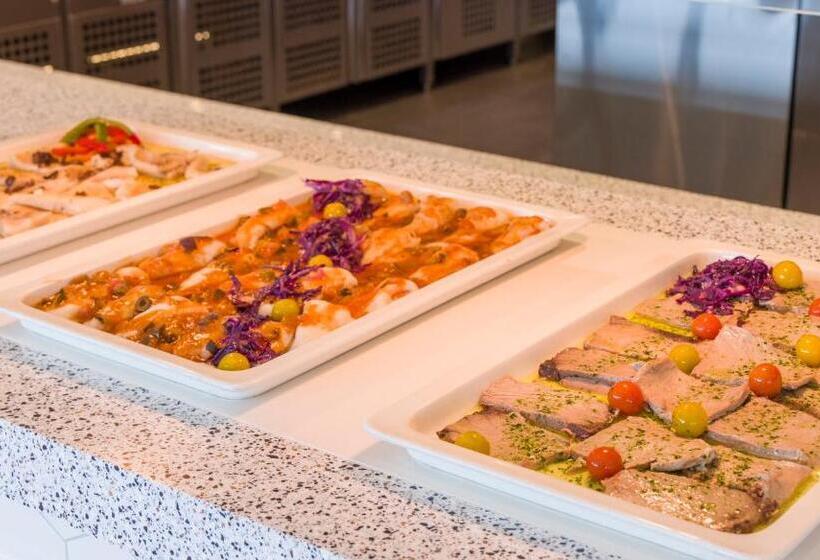 Отель Ilunion Islantilla