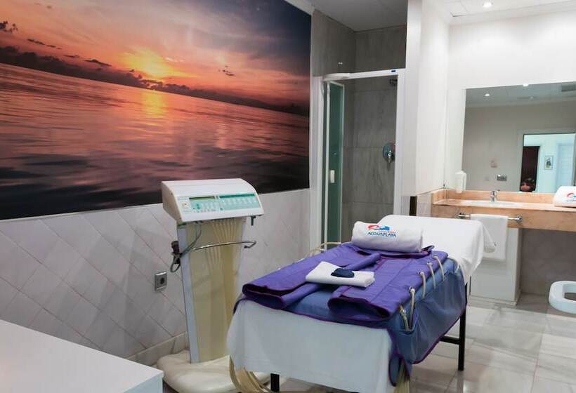 هتل Ilunion Les Corts Spa