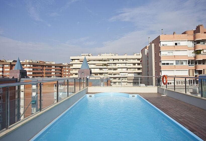 هتل Ilunion Les Corts Spa