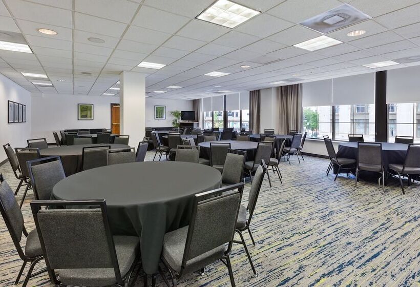 בית מלון כפרי Indigo Detroit Downtown, An Ihg