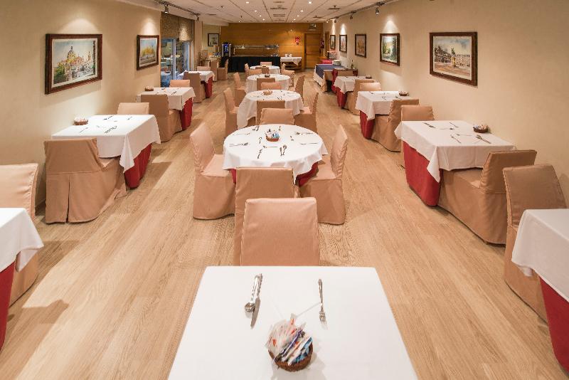 هتل Infanta Mercedes