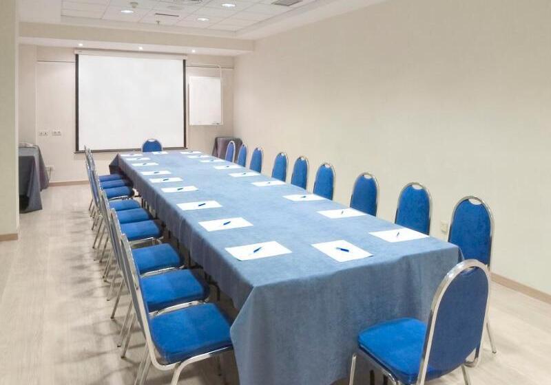 هتل Infanta Mercedes