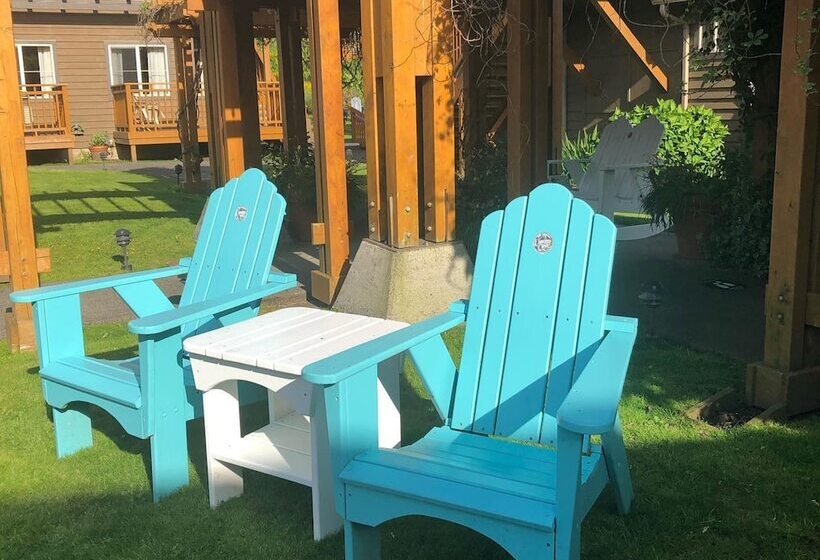 Отель Inn At Cannon Beach