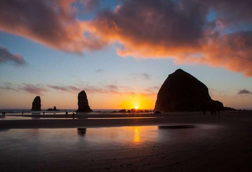 هتل Inn At Cannon Beach