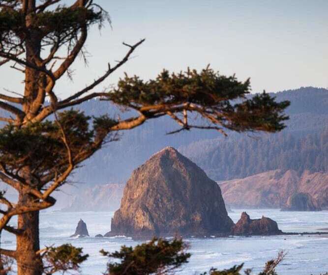 Отель Inn At Cannon Beach