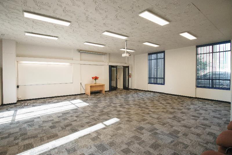 هتل Kiwi International