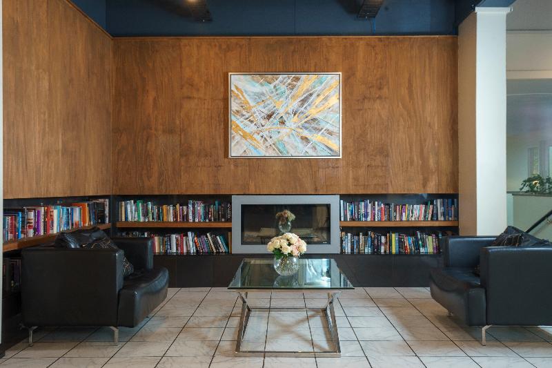 בית מלון כפרי Kiwi International