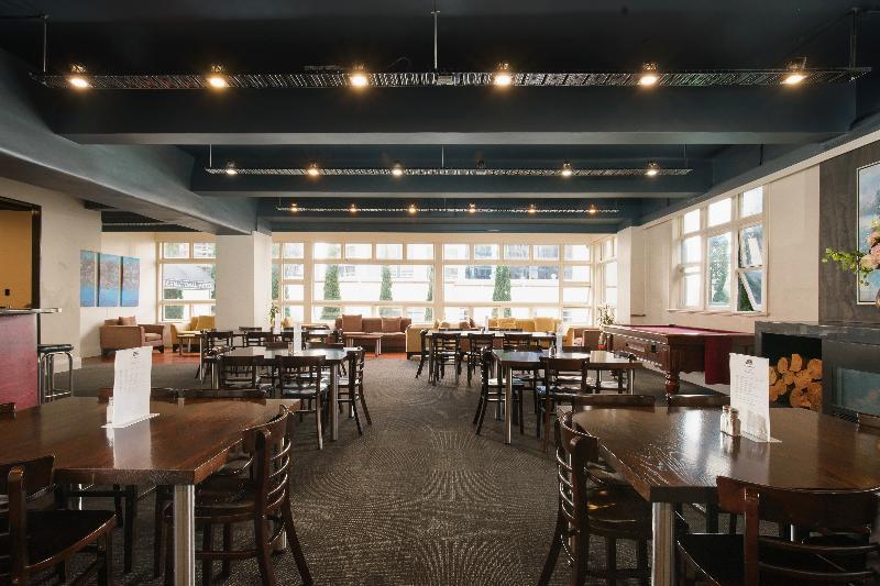 בית מלון כפרי Kiwi International