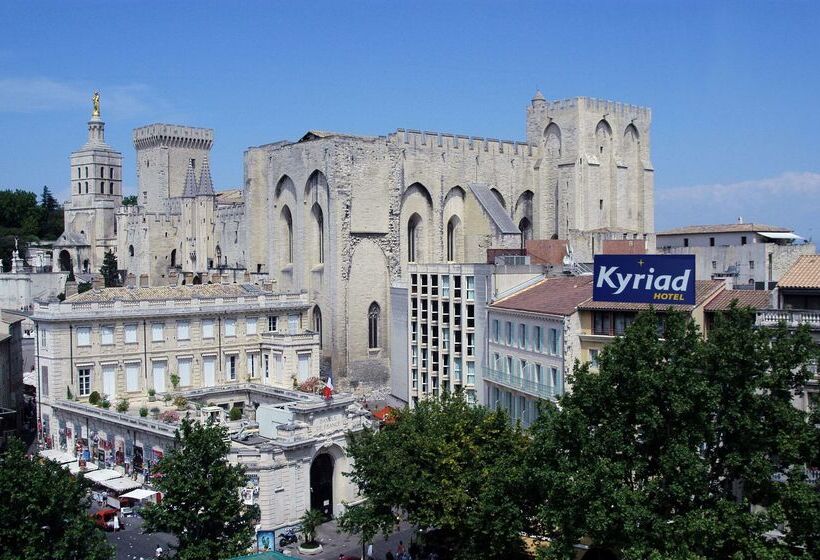 هتل Kyriad Avignon  Palais Des Papes