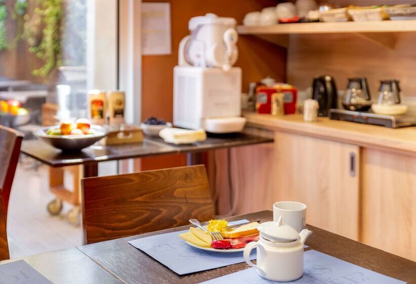 هتل Kyriad Avignon  Palais Des Papes