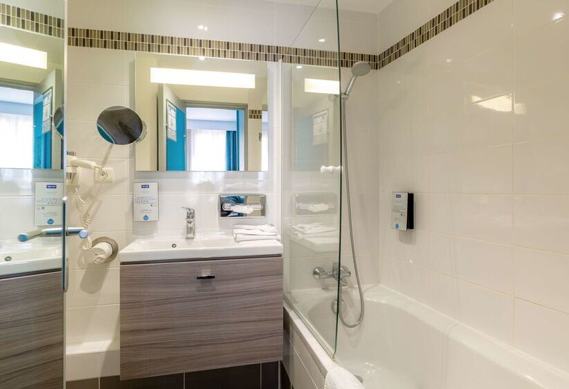 هتل Kyriad Avignon  Palais Des Papes