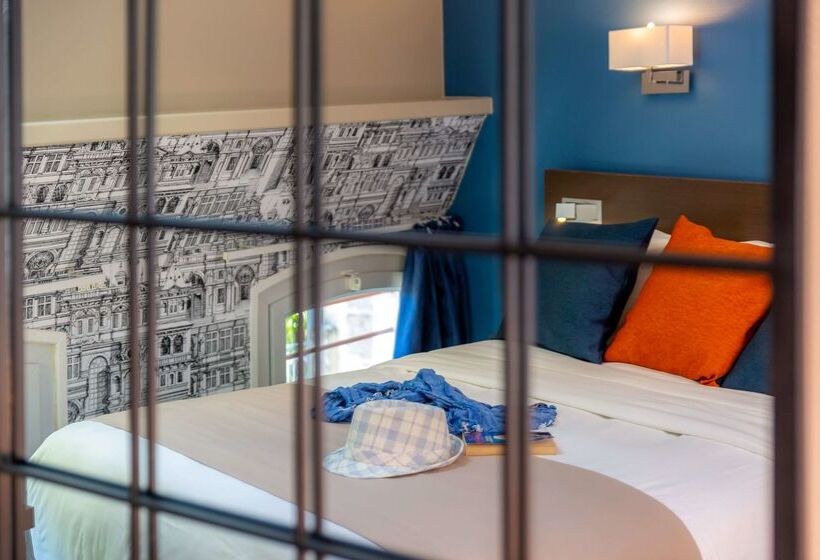 هتل Kyriad Avignon  Palais Des Papes