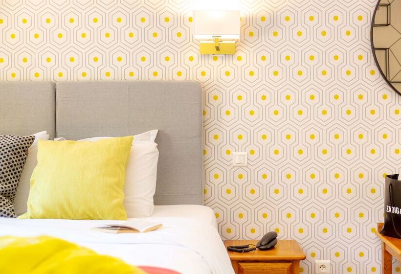 هتل Kyriad Avignon  Palais Des Papes