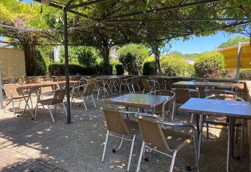 酒店 Kyriad Beaune