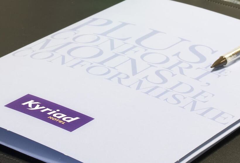 בית מלון כפרי Kyriad Bourges Sud