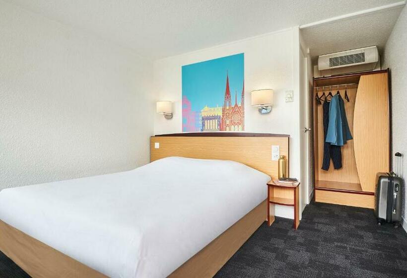 ホテル Kyriad Direct Evreux