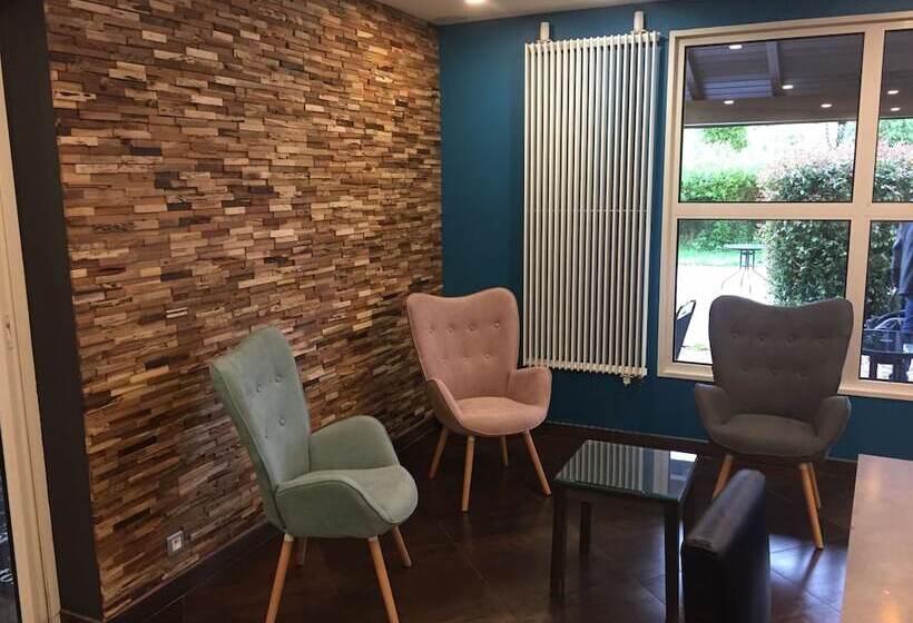 酒店 Kyriad Direct Lure