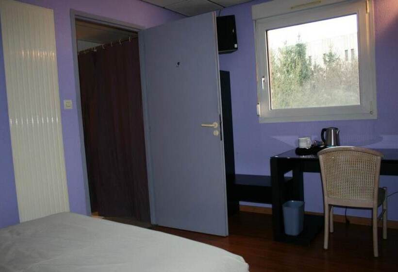 酒店 Kyriad Direct Lure