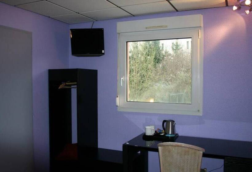 酒店 Kyriad Direct Lure