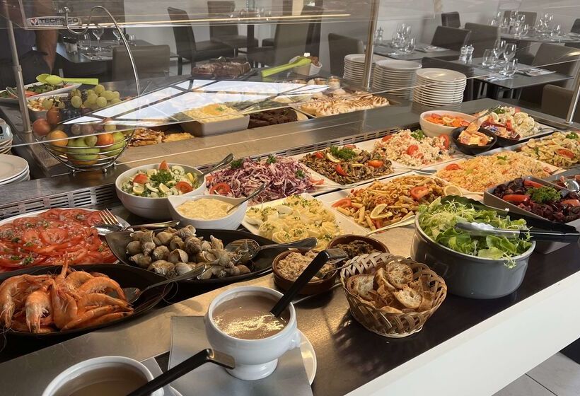 Отель Kyriad Limoges Sud   Feytiat