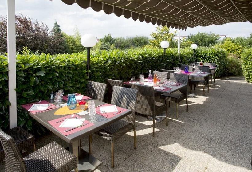 Отель Kyriad Limoges Sud   Feytiat