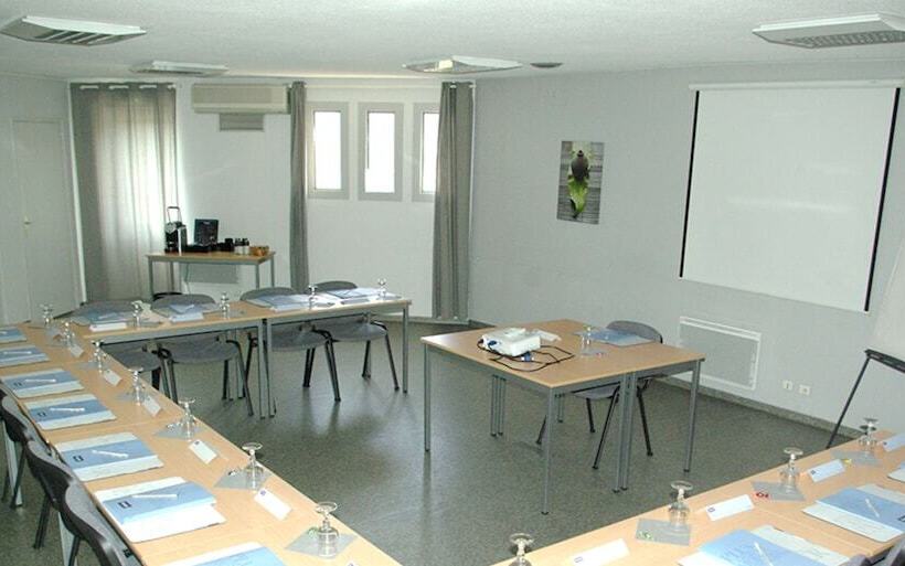 Отель Kyriad Limoges Sud   Feytiat