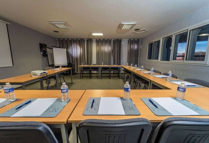 Отель Kyriad Limoges Sud   Feytiat