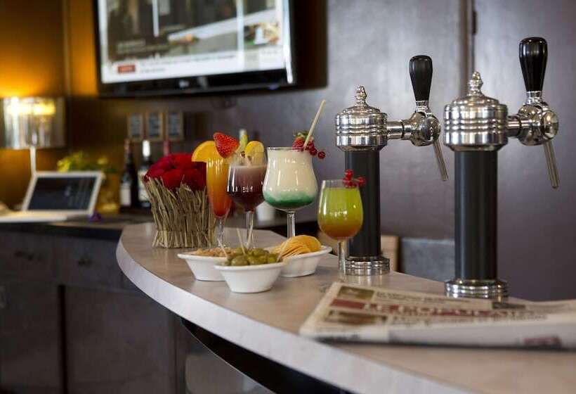 Отель Kyriad Limoges Sud   Feytiat