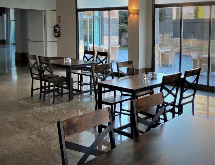 هتل Las Provincias