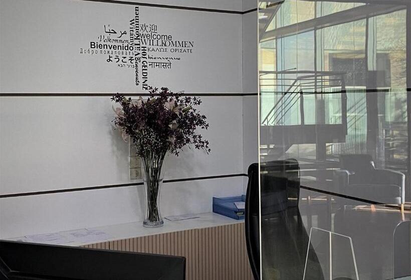 هتل Las Provincias