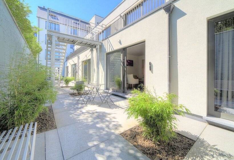 B&b Hotel Mons Centre